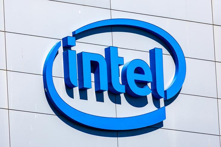 تفاوت پردازنده ی Intel Xeon با Intel Core